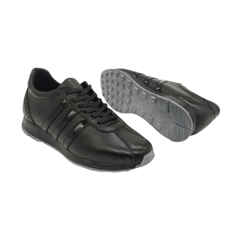 baskets Basses noir  avec une semelle grise