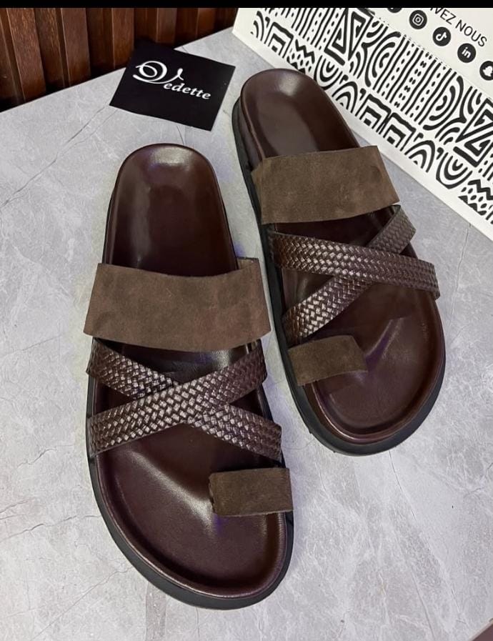 Sandales orthopédiques marron à brides croisées - Hommes — vue 1