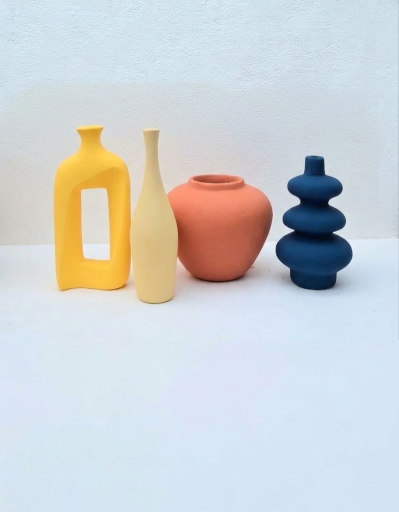 Collection de 4 Vases Artisanaux en Céramique Pastel et Terracotta — vue 1